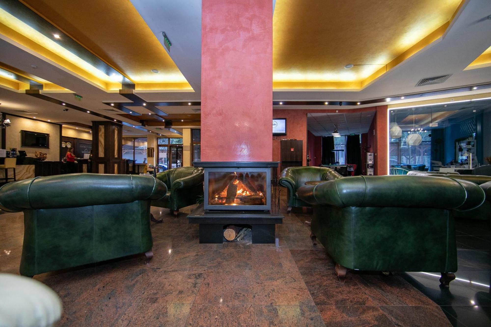 Hotel Iceberg Boroveț Exterior foto